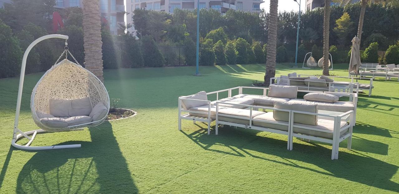 Elegant And Comfortably Furnished 2Brh Apartment In A Quiet Area! Dubai Exterior foto